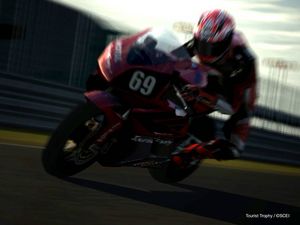 Tourist_trophy_CBR1000RR_03.jpg